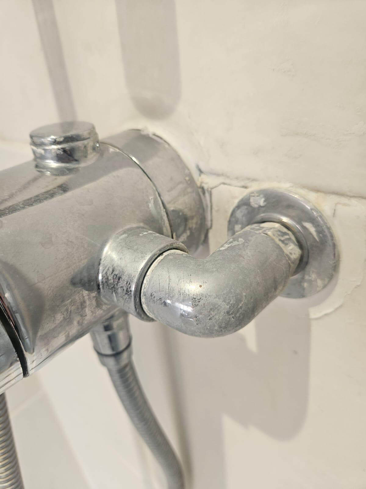 Shower Mixer Tap Limescale Cleaning Before